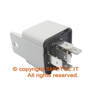 Teleruttore luci 12V 30 A per BEVERLY 125 200 X9